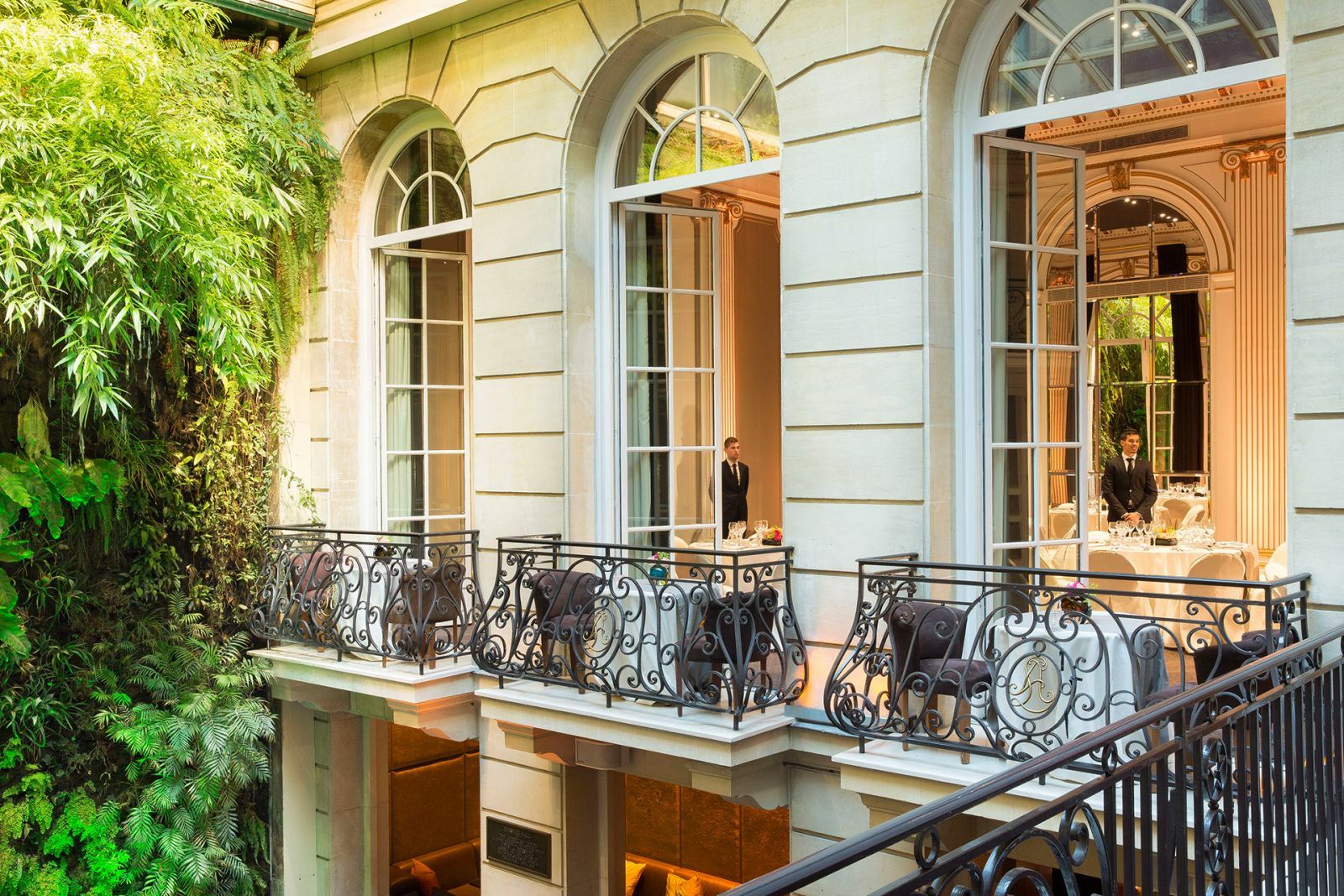 Pershing Hall Parijs Buitenkant foto